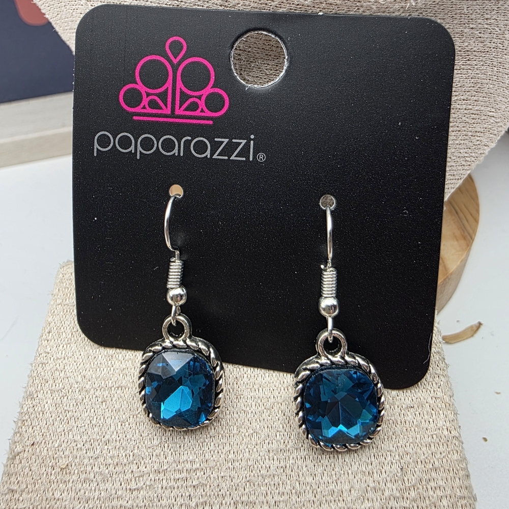 Paparazzi Teal and Silver Square Earrings (330)